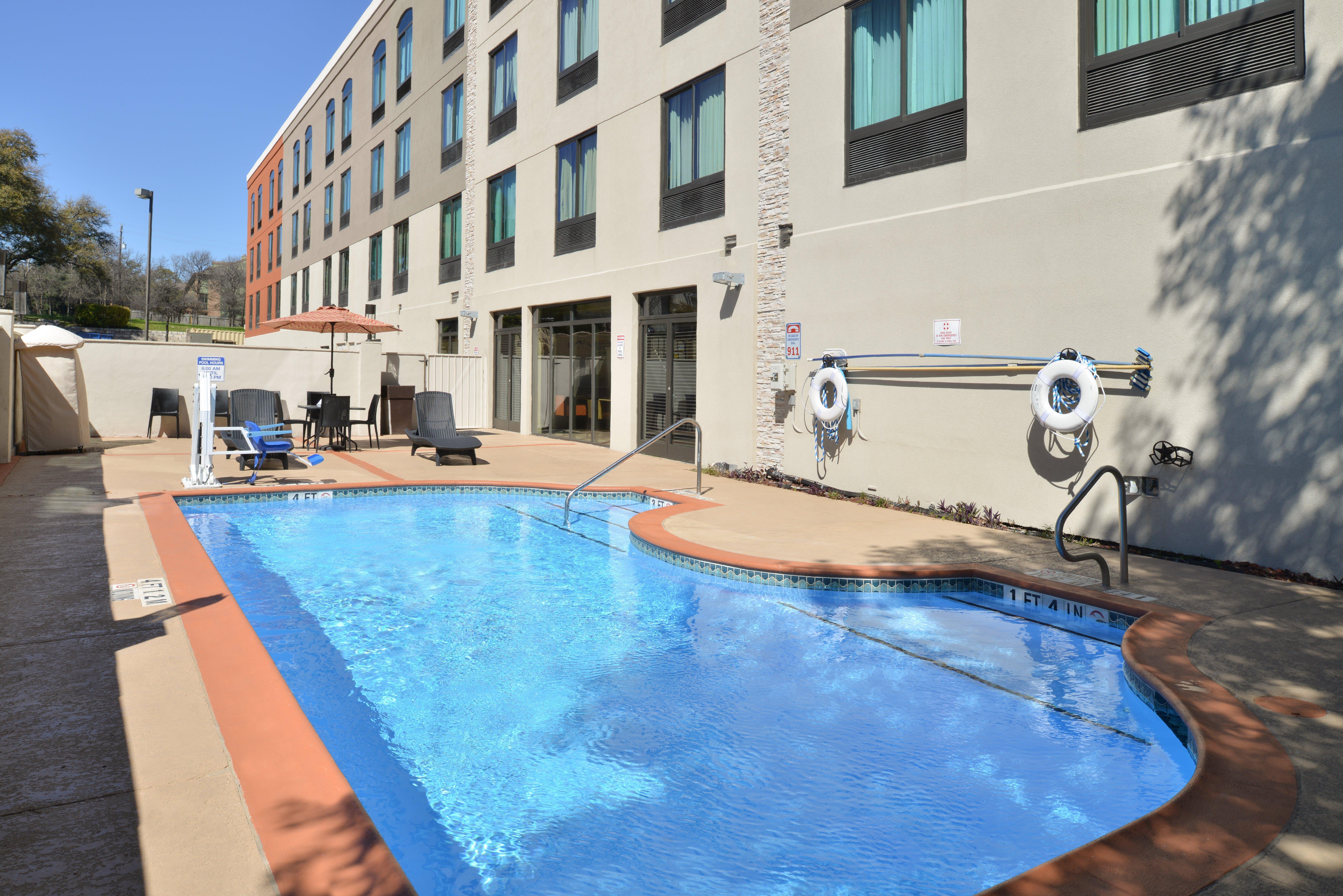 Holiday Inn Express & Suites Austin North Central By Ihg Dış mekan fotoğraf