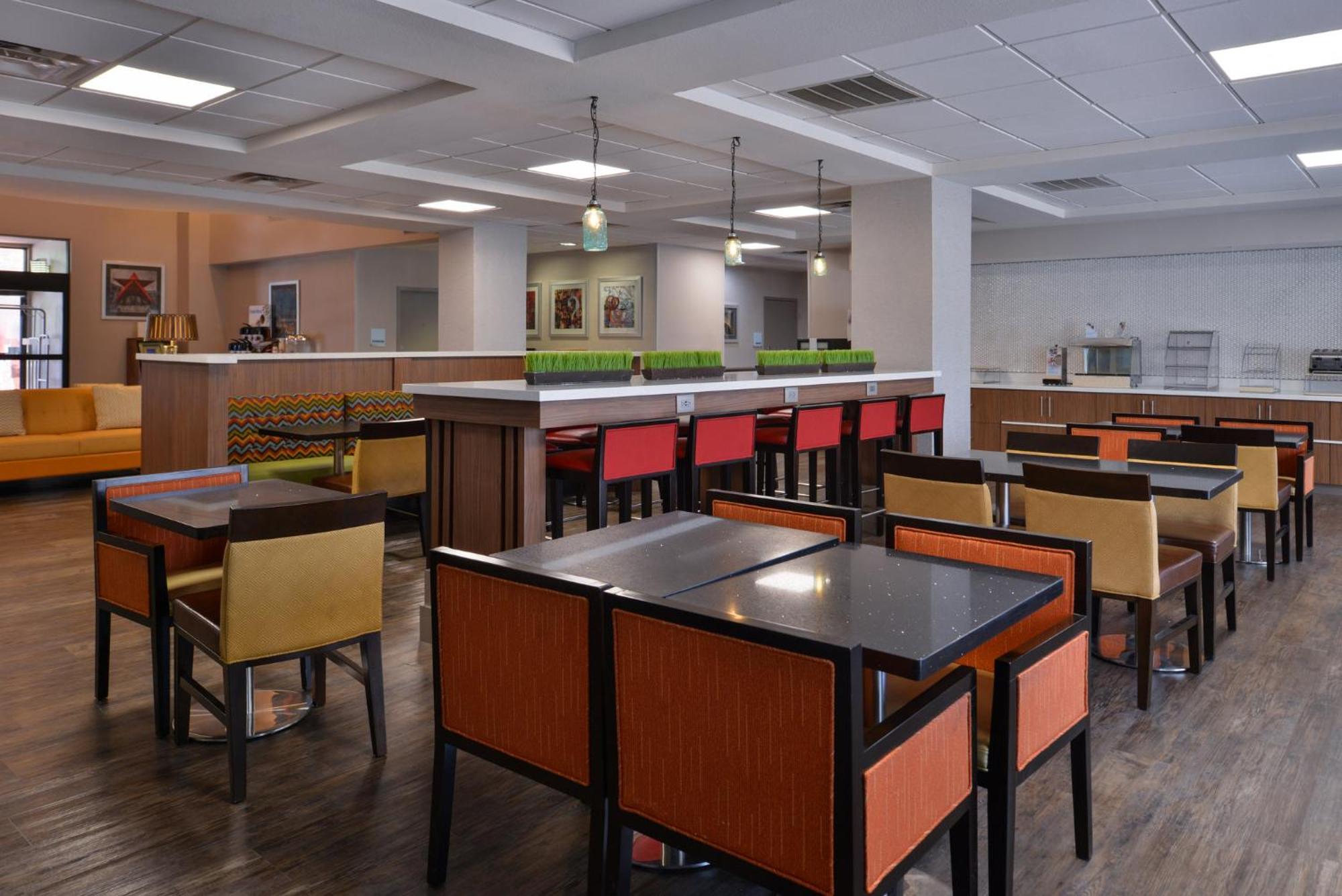 Holiday Inn Express & Suites Austin North Central By Ihg Dış mekan fotoğraf